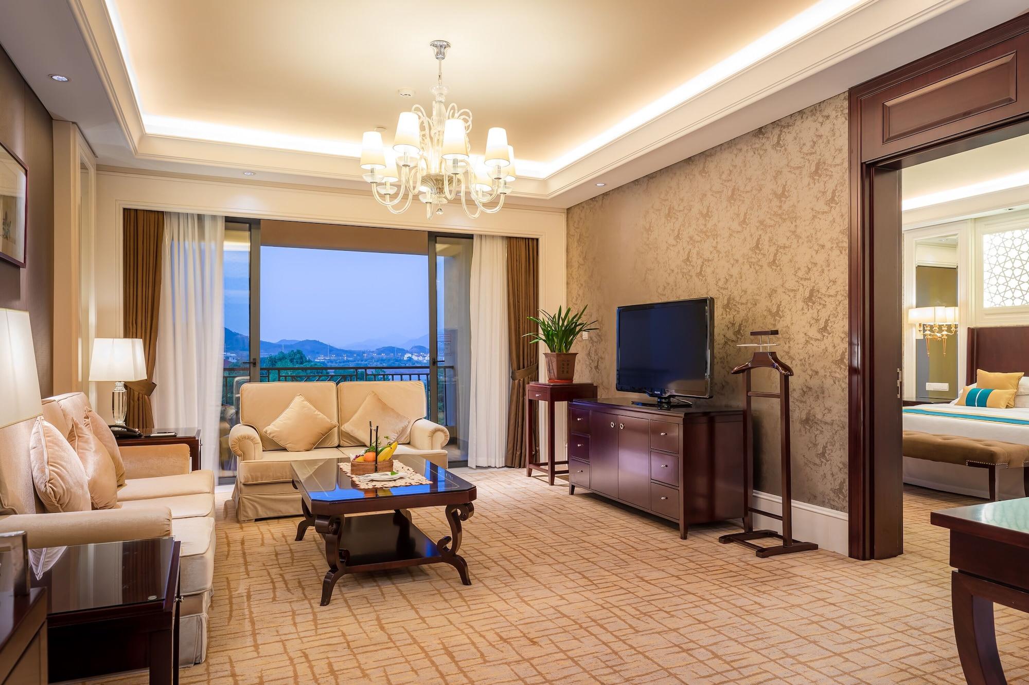 Your World International Conference Centre Иу Экстерьер фото