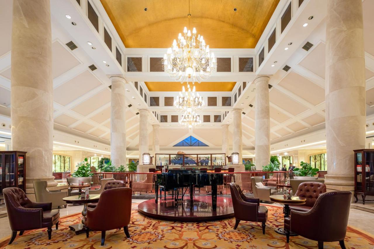 Your World International Conference Centre Иу Экстерьер фото
